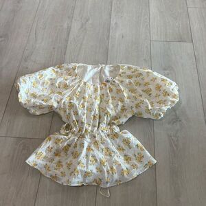 Astr the Label Women's Vendetti Cotton Top, Yellow Floral, s